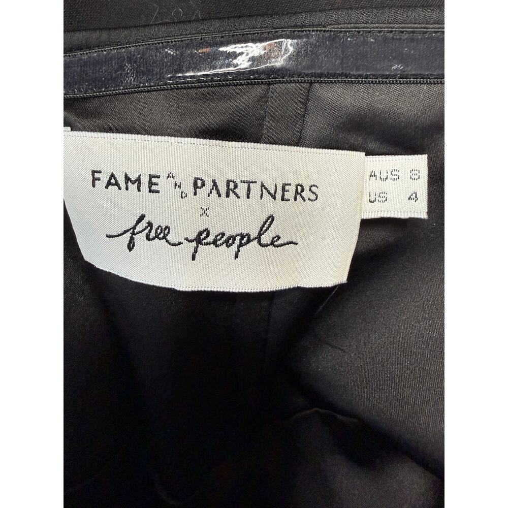Fame & Partners Strapless Black Wide Leg Jumpsuit Gold Button Detail US 4 - Picture 4 of 5